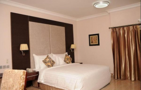 Sona-Gold Chelsea Hotel